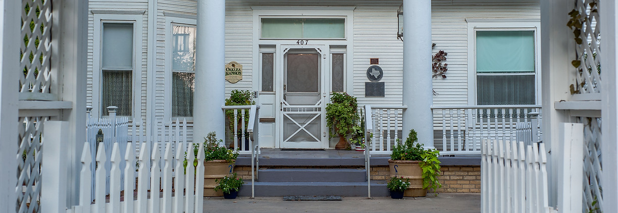 Front Gate at Oaklea