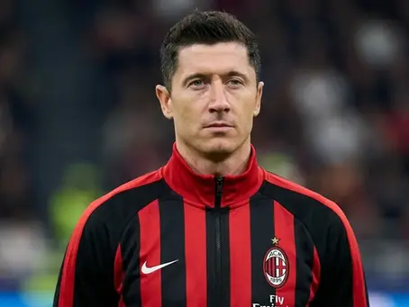 Robert Lewandowski set to join AC Milan