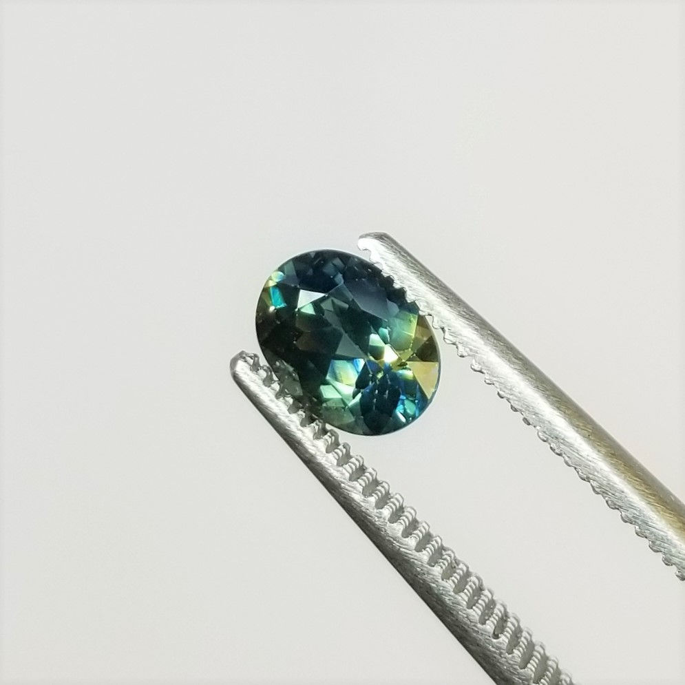 Bi-Color Sapphire 1.11 ct