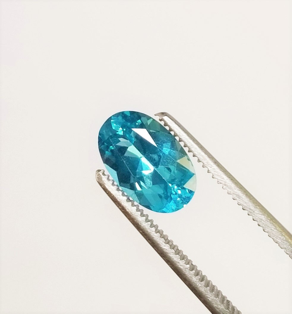 Apatite 2.04 ct