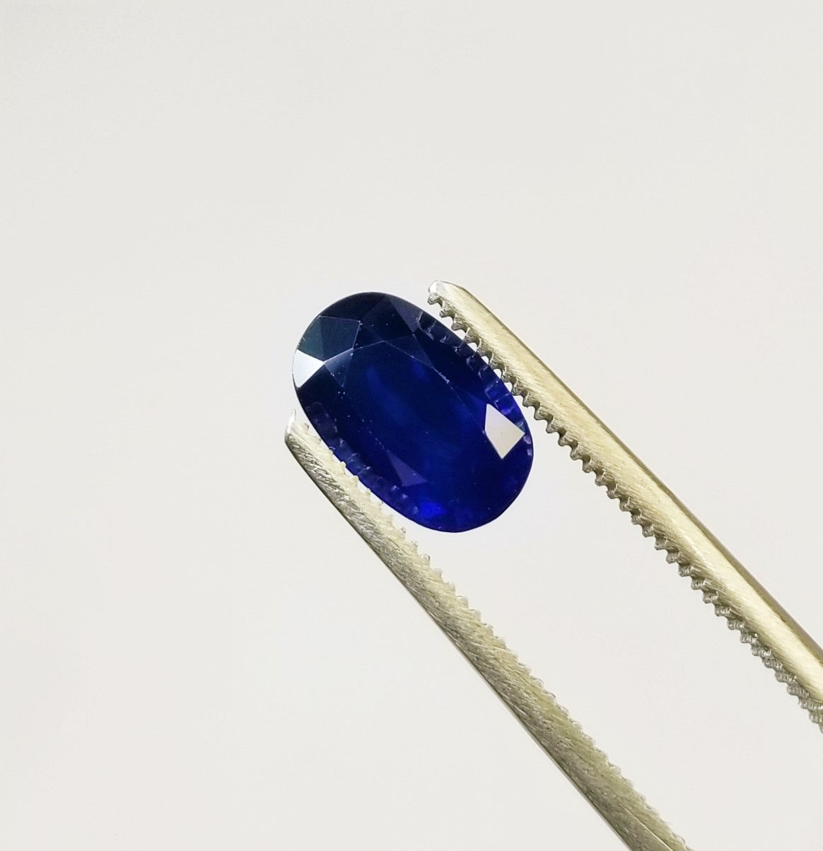 Sapphire 2.37 ct