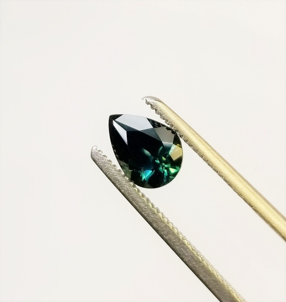 Teal Sapphire 1.39 ct