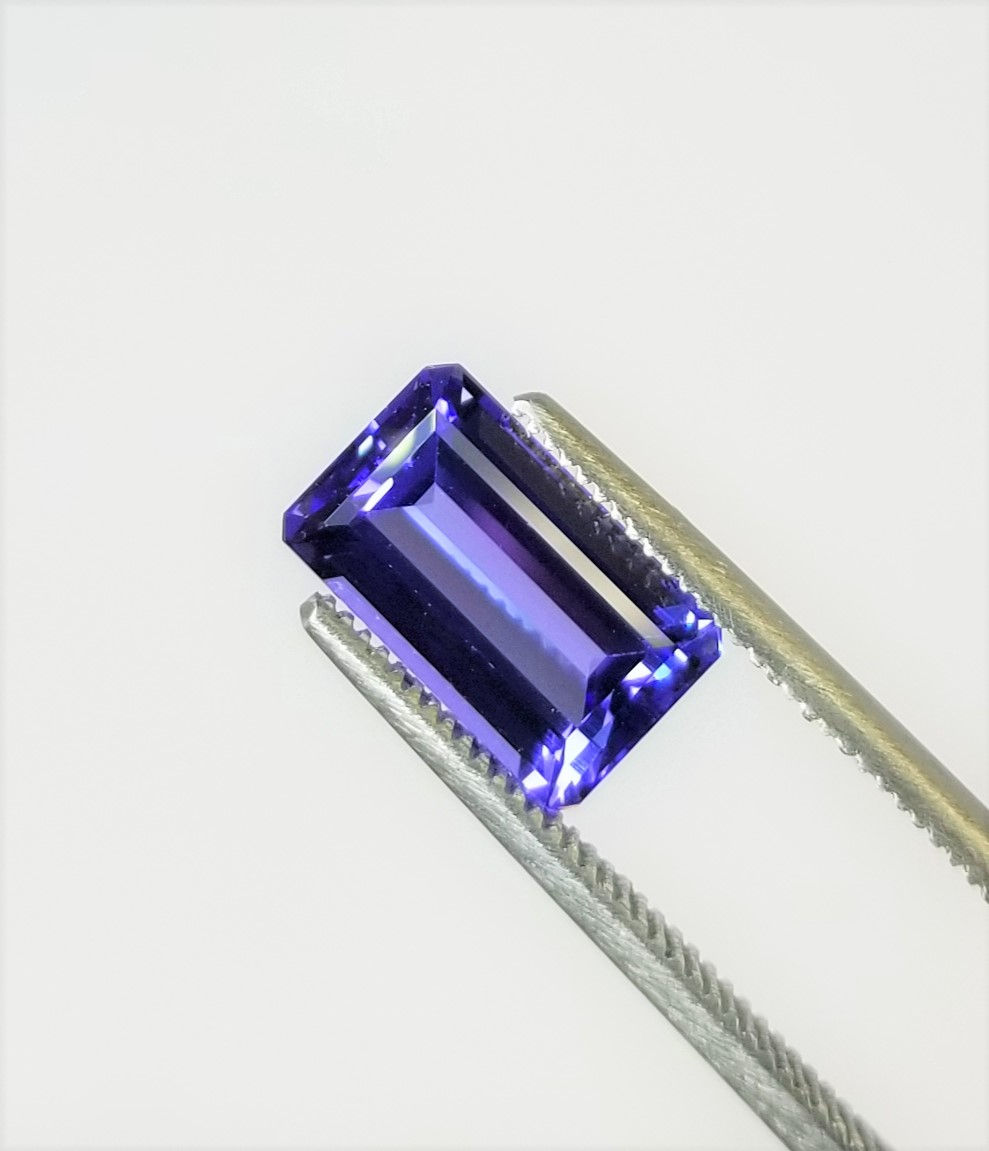 Tanzanite 3.30 ct