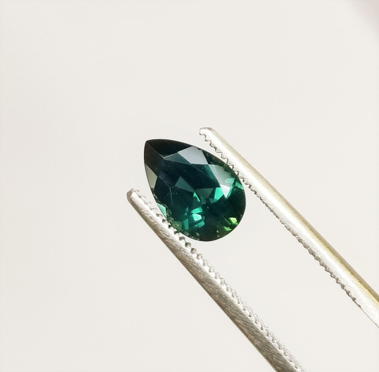 Teal Sapphire 1.83 ct