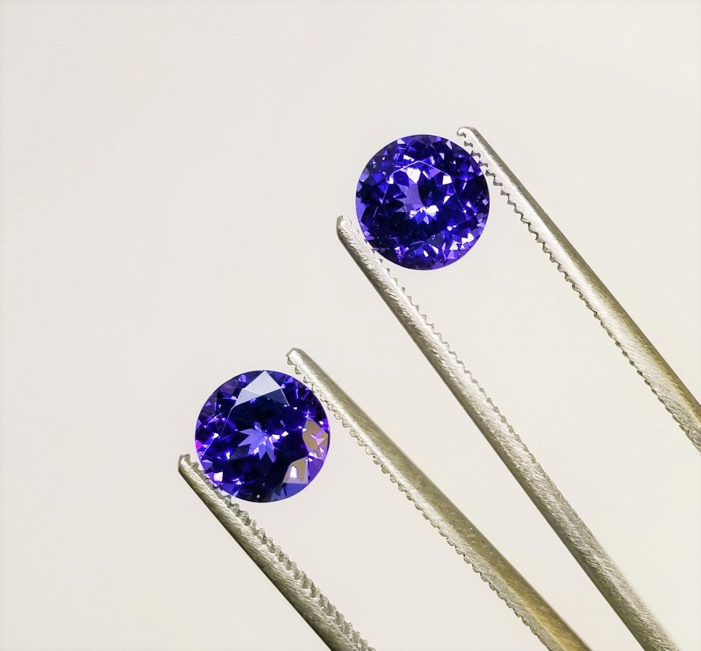 Tanzanite 3.27 cttw