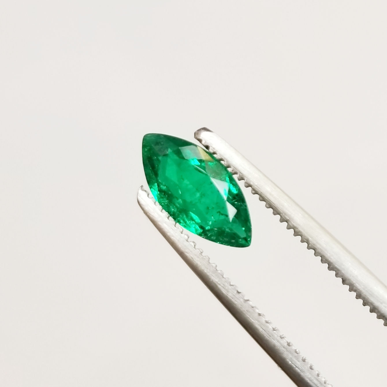 Emerald 0.84 ct