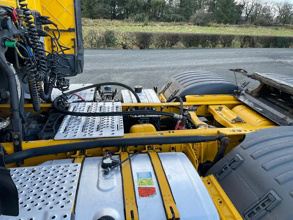 Thumbnail: 2014 Scania R450 6x2 Manual Gearbox Tractor Unit