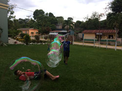 Big bubbles in Concepción del Norte, Honduras