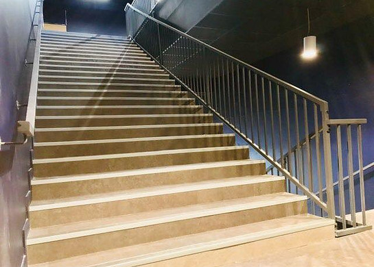 fr métal, garde corps, escalier, ciné pince vent