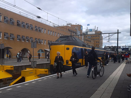International students frustrated with no direct train connection between Bremen and Groningen