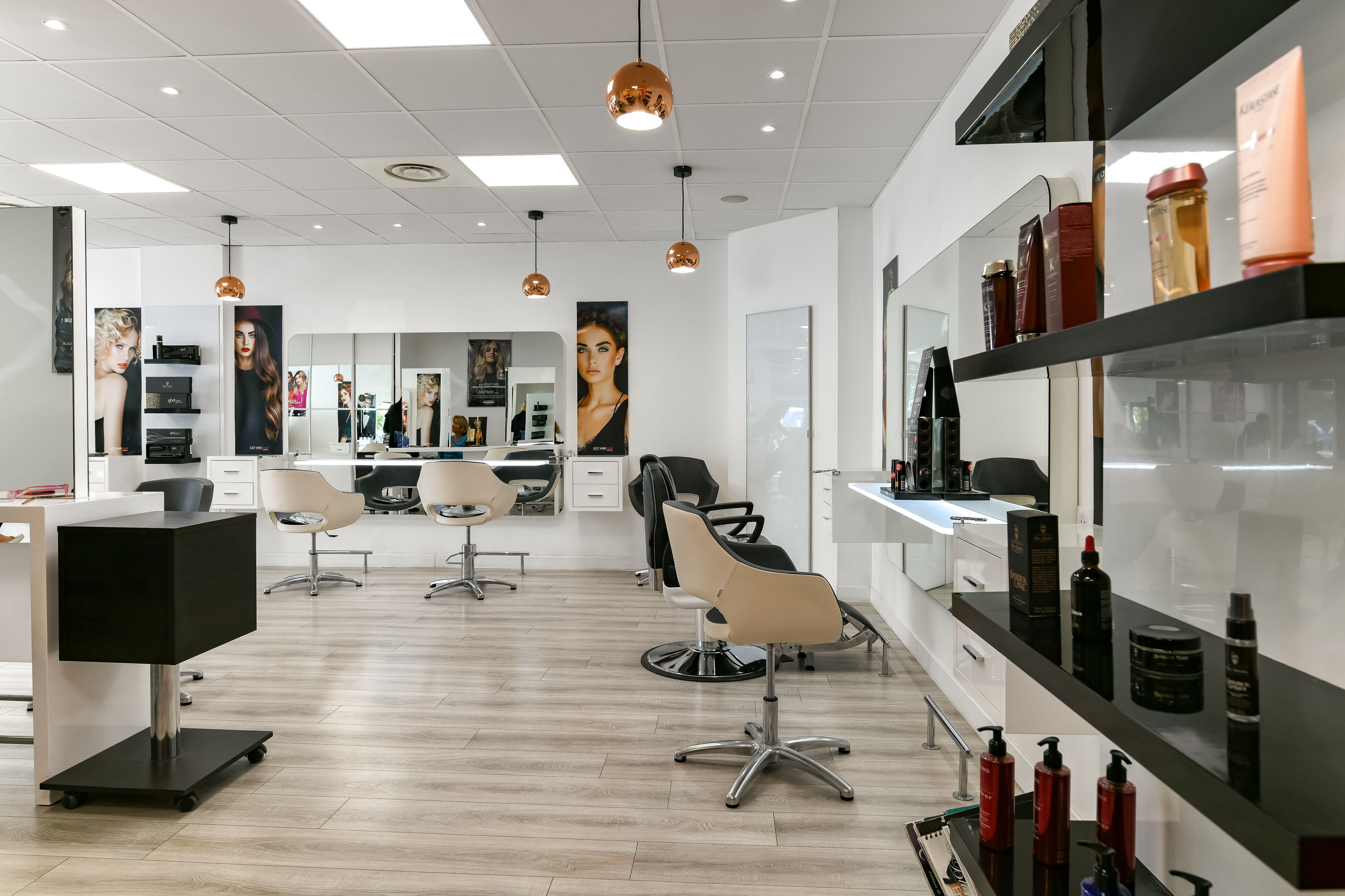 coiffeur  Just Hair  France