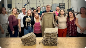 Cerquilho Destaca Trabalho de Alunas do Curso de Costura Produzem Itens para Cozinha Piloto