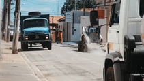 A Prefeitura de Boituva deu início aos recapes de mais cinco ruas da cidade