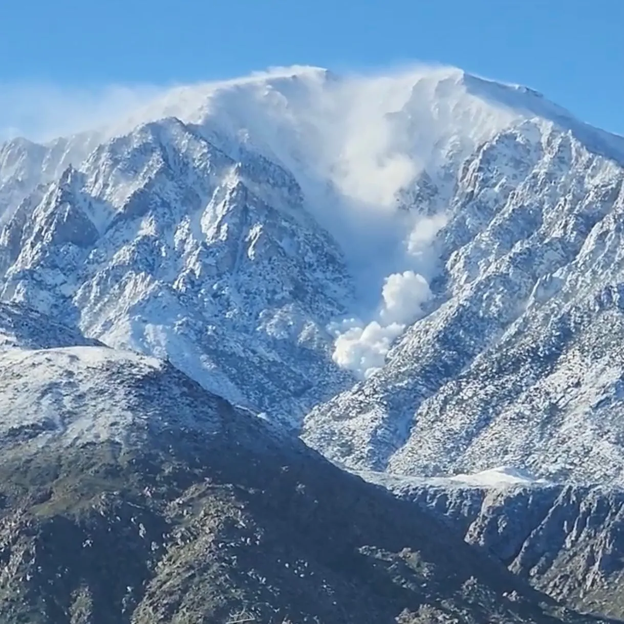 77af7c7f-a9a8-4842-966e-1d19b6905008-Avalanche.jpg.webp