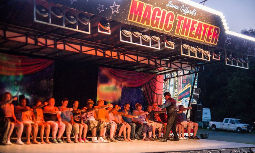 Lance Gifford illusion show