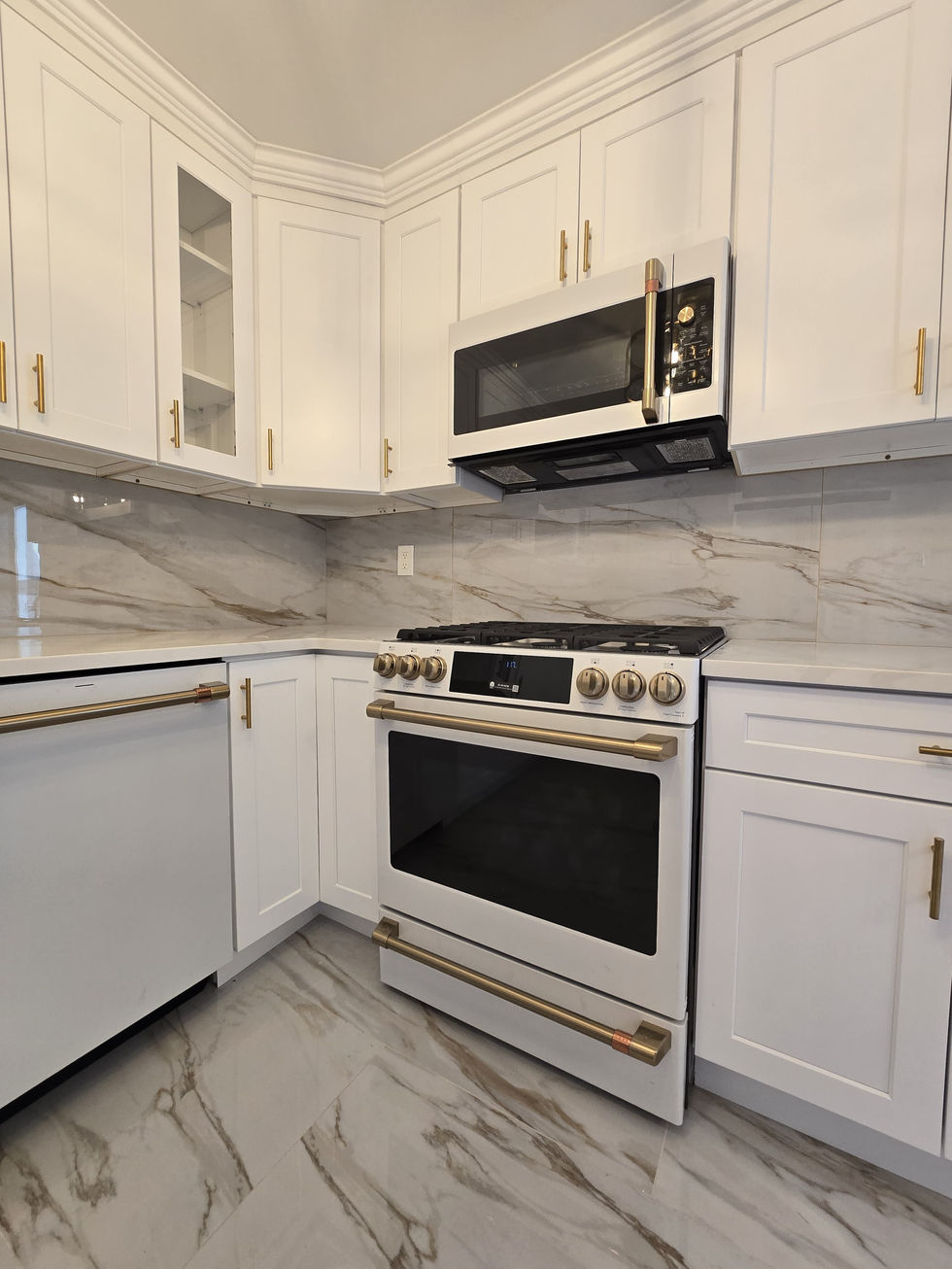 White Shaker Cabinet