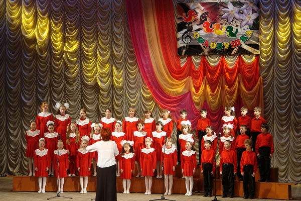 Руководитель хора