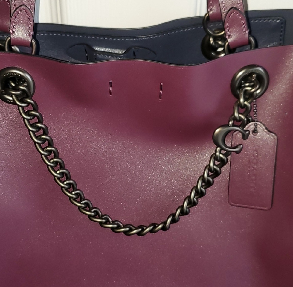 Thumbnail: Signature Coach Tote Bag
