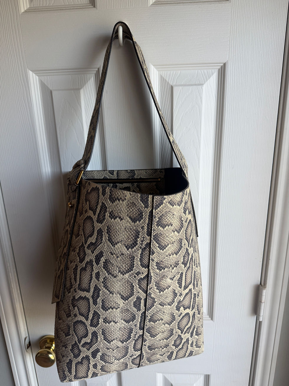 Thumbnail: Banana Republic Snake-Print Tote