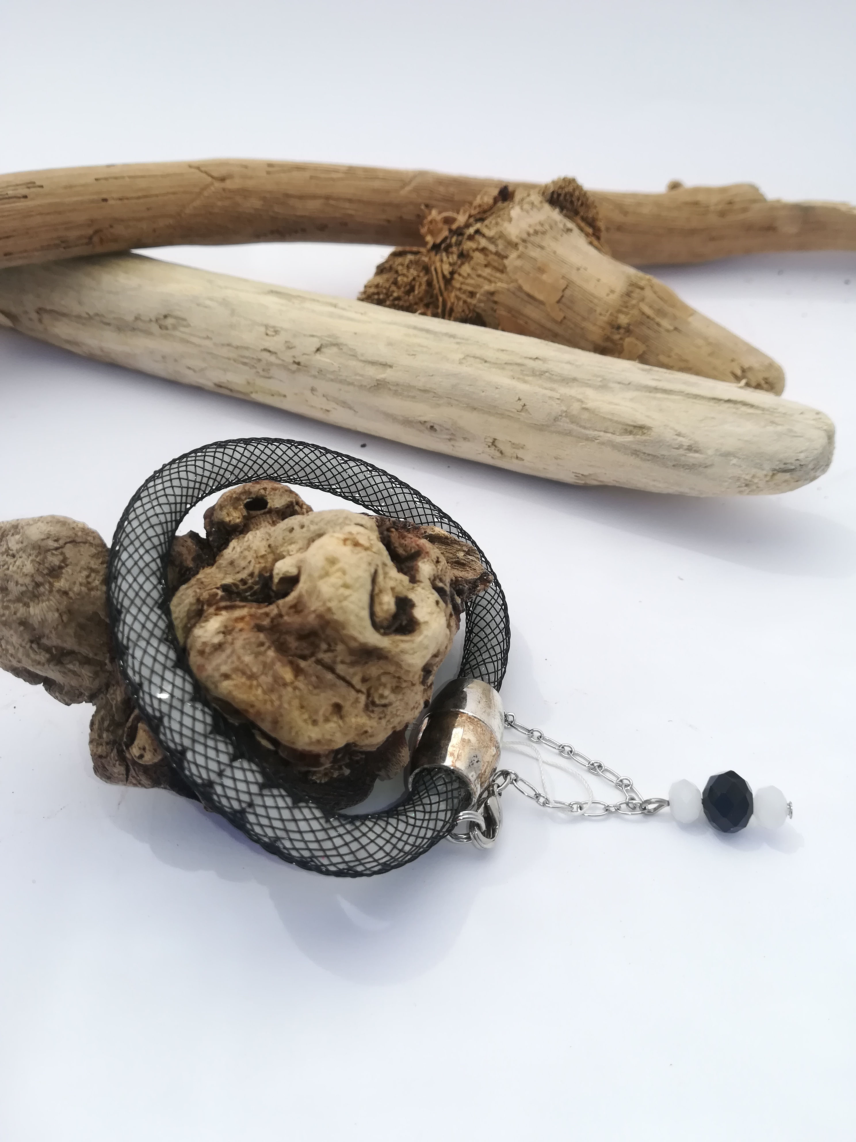 Bracelet aimanté blanc