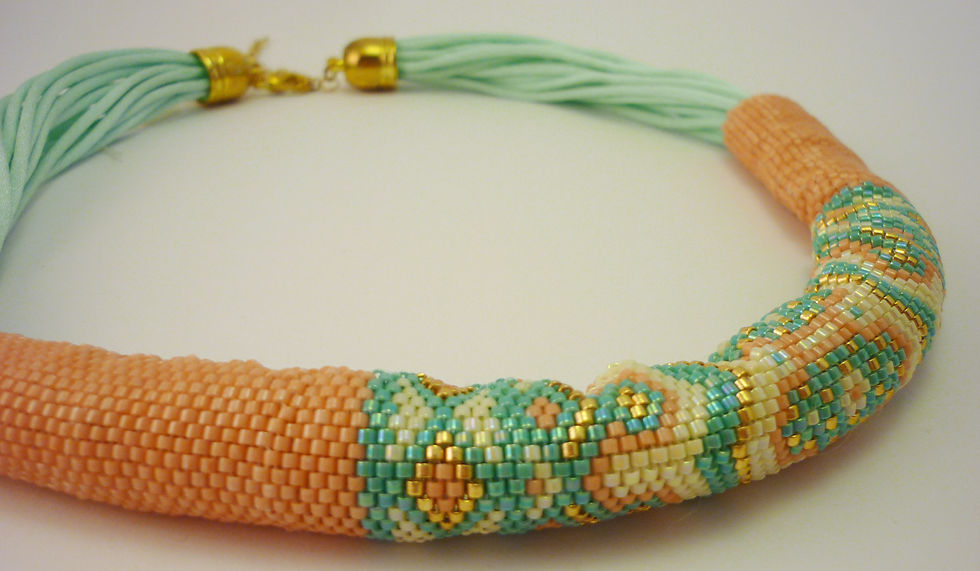 Miniature : Collier tissage tubulaire
