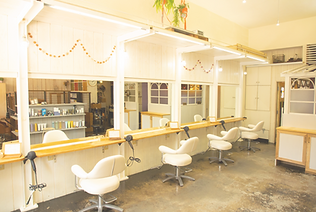 那覇市美容室 NATURAL STANDARD(ナチュラルスタンダード)店内画像