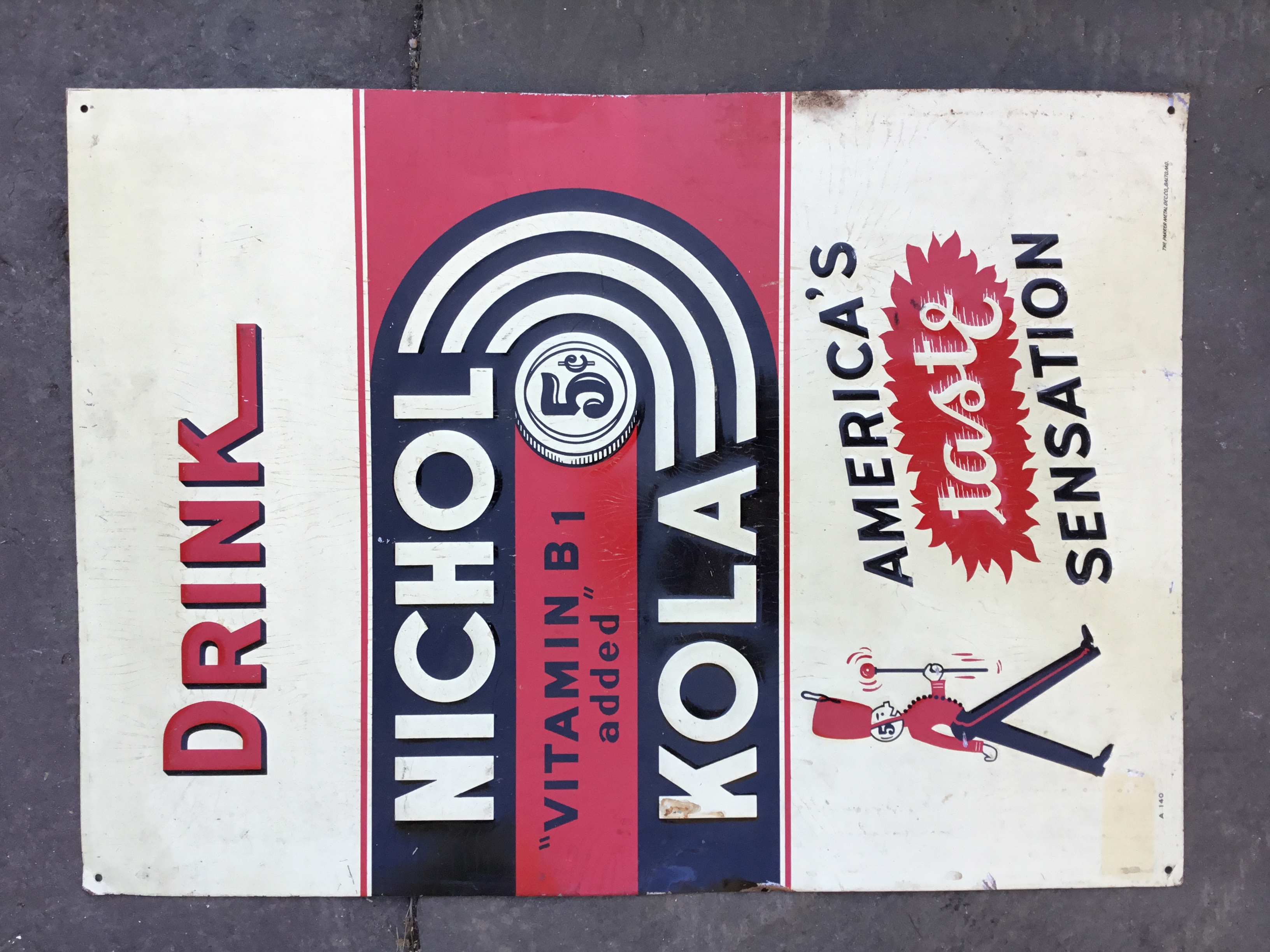 Nichol Cola