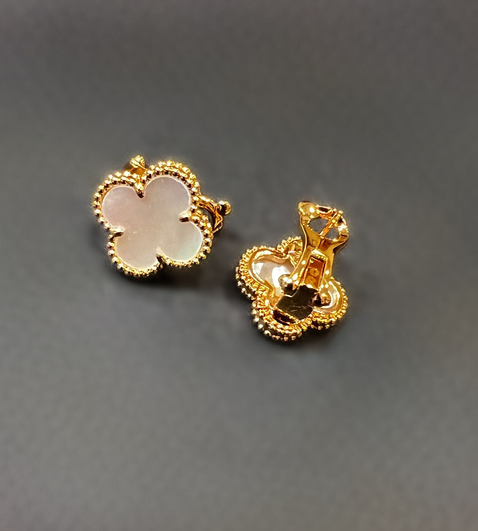 Thumbnail: Rose Golden White Four Clover Set ( 10 clover Necklace)