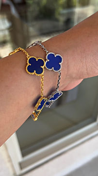 Thumbnail: Blue Stone Four Clover Bracelet (golden blue/ white blue)