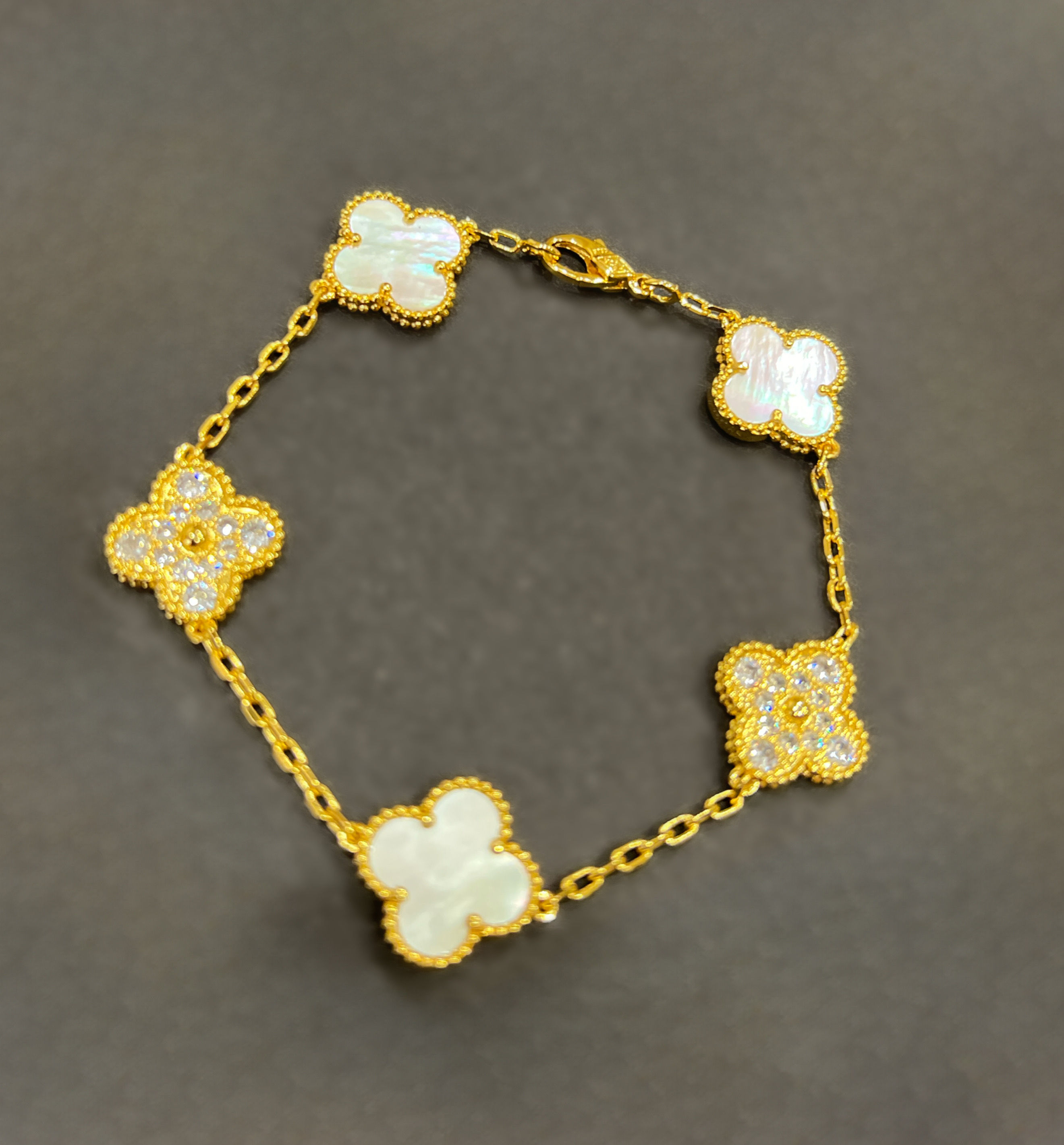 Golden White Stone Four Clover Bracelet 