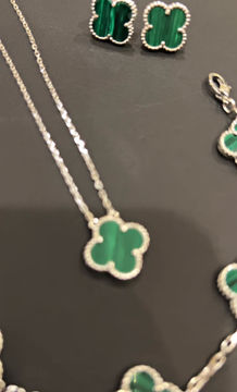 Thumbnail: White Green Four Clover Set (1 clover Necklace )