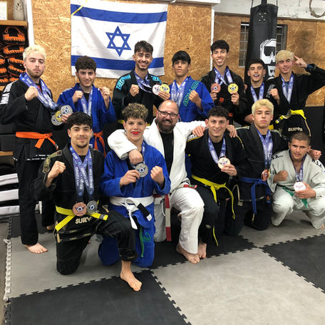 מכון לאומניות לחימה בפרדס חנה 