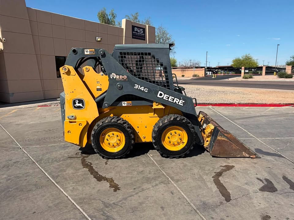 Thumbnail: 2018 John Deere 314G Skid Steer
