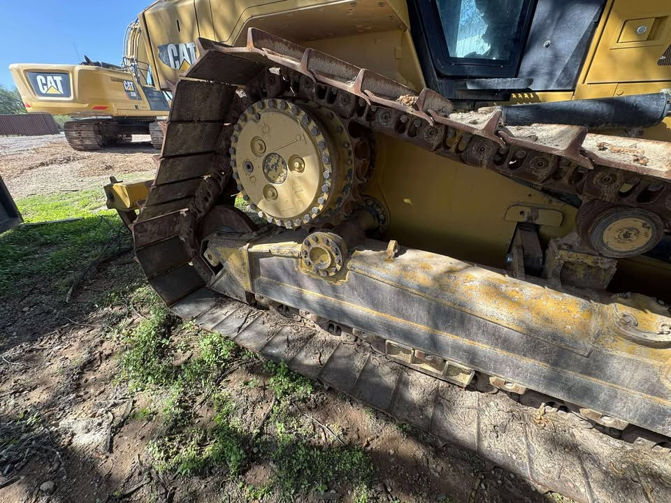 Thumbnail: 2019 CAT D6N LGP Dozer with Ripper Trimble