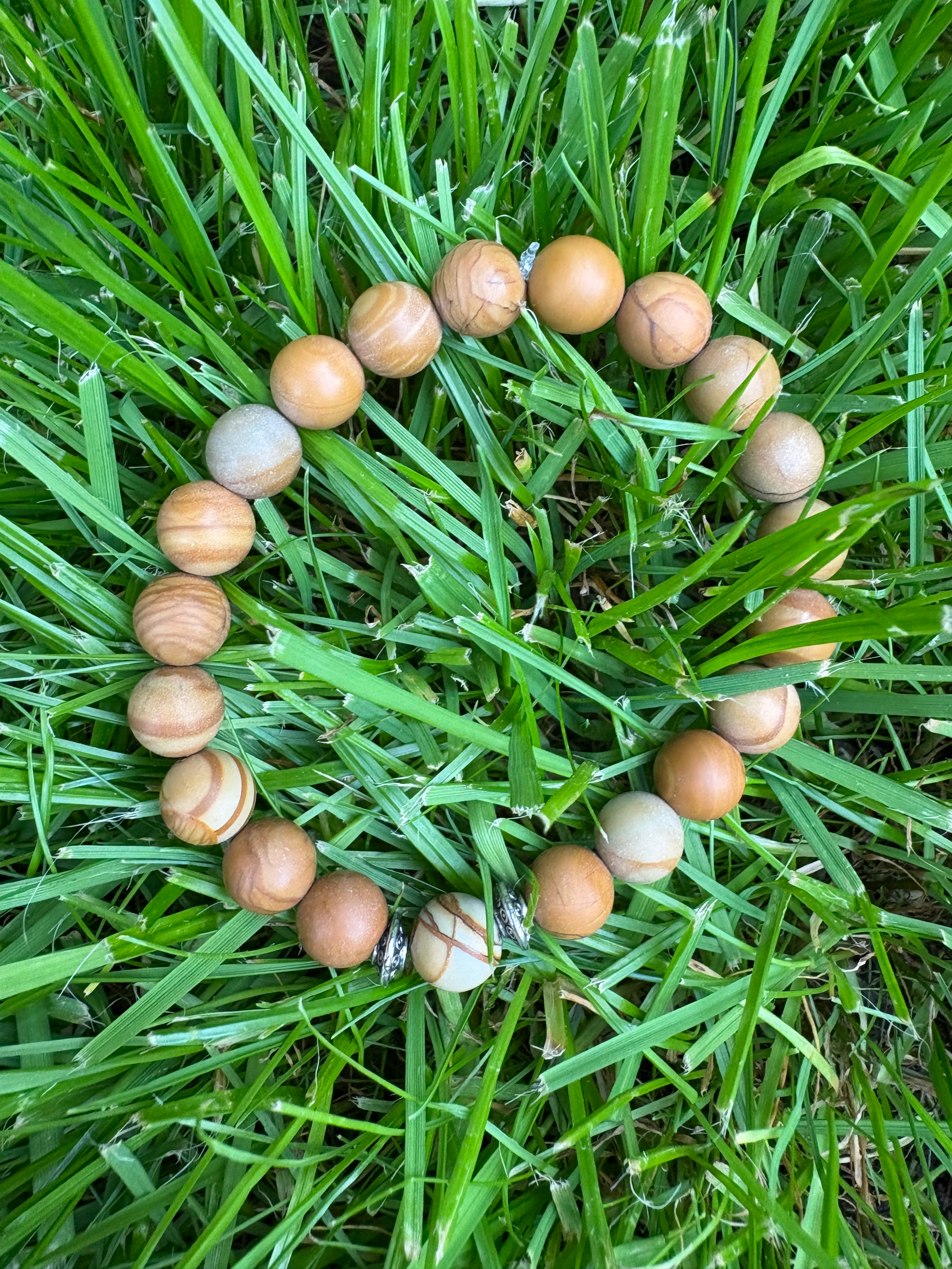 Gold Lace Agate Bracelet- 16cm in size. Looks like wooden beads. 