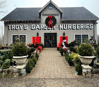 CHRISTMAS BARN