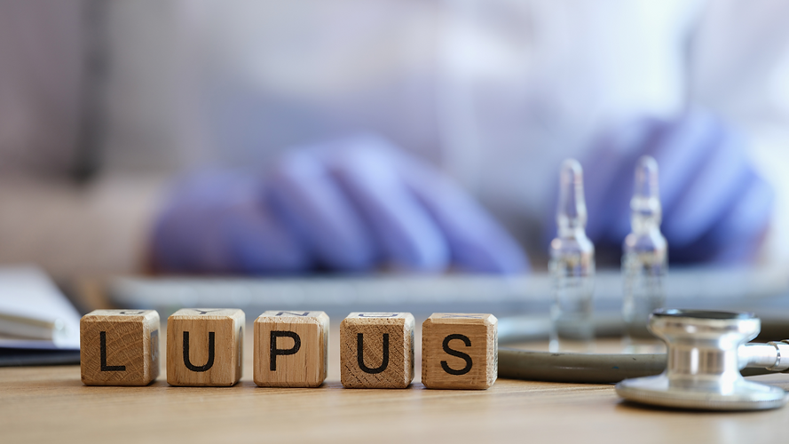 Lupus on Blocks.png