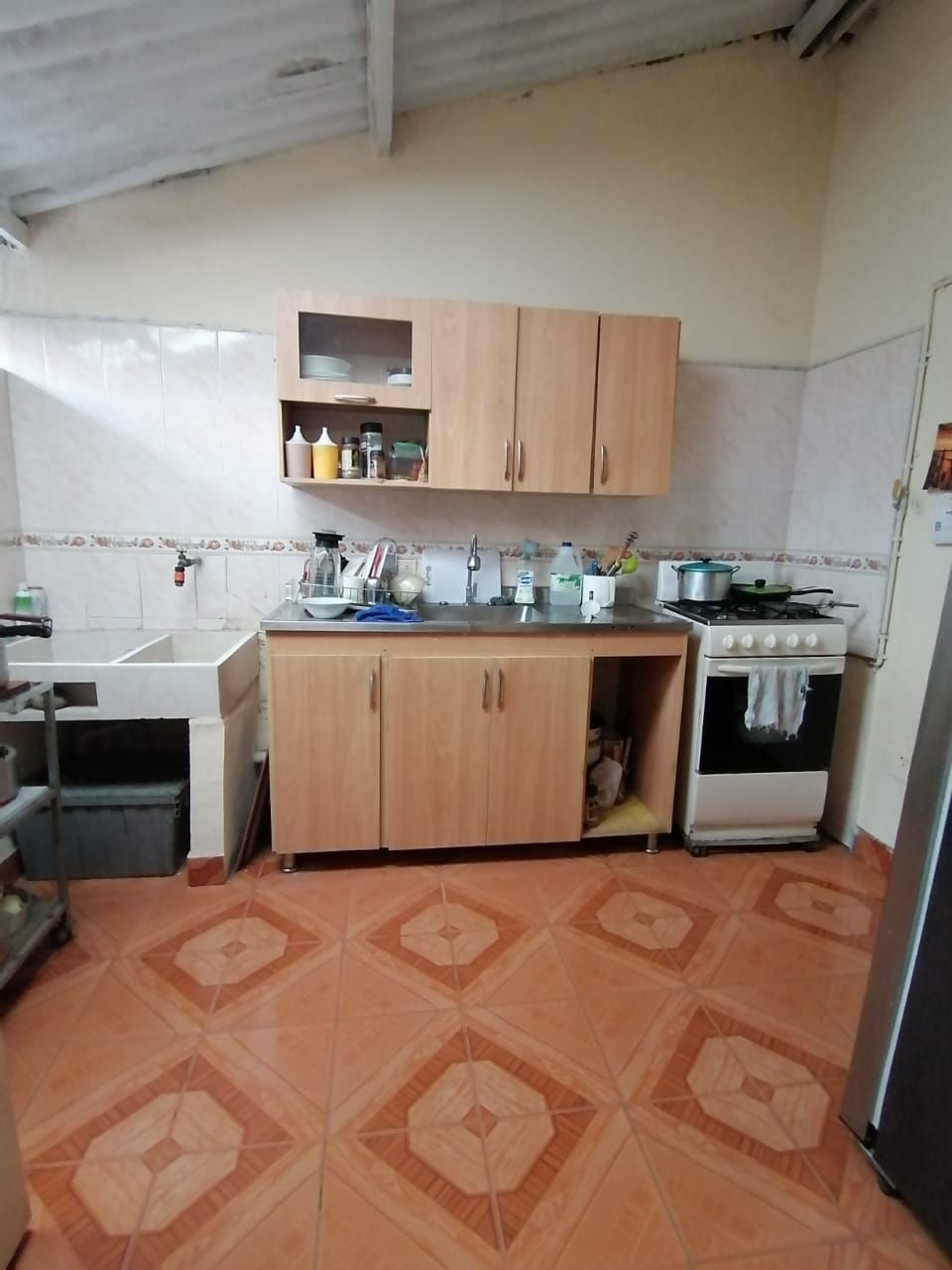 Miniatura: CASA 2 DO PISOEN TECHO CON ANTE JARDIN EN NIQUIACERCA A LA DIAGONAL 61