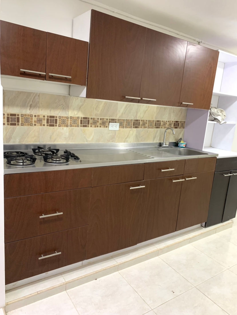 Miniatura: Casa Unifamiliar en Barrio Florida a una cuadra de la Autopista