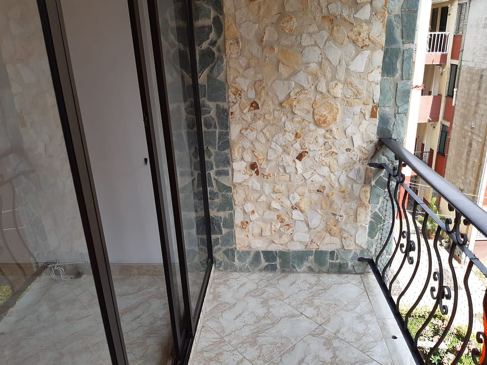 Miniatura: AMPLIO APARTAMENTO A 2 CUADRAS DE LA ESTACIÓN NIQUIA. LA UBICACIÓN QUE NECESITAS