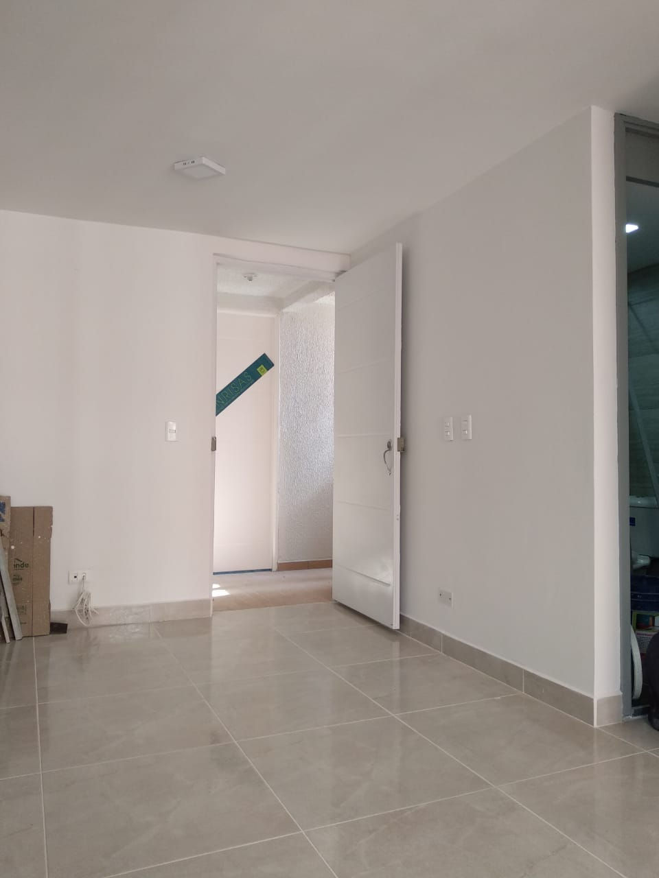 Miniatura: APARTAMENTO EN EL MIRADOR UNIDAD CERRADA