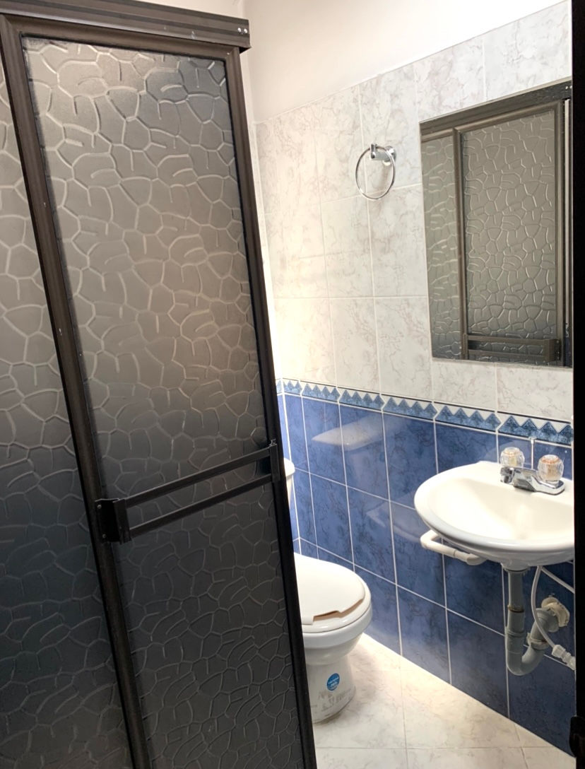 Miniatura: Apartamento Terminado en La América