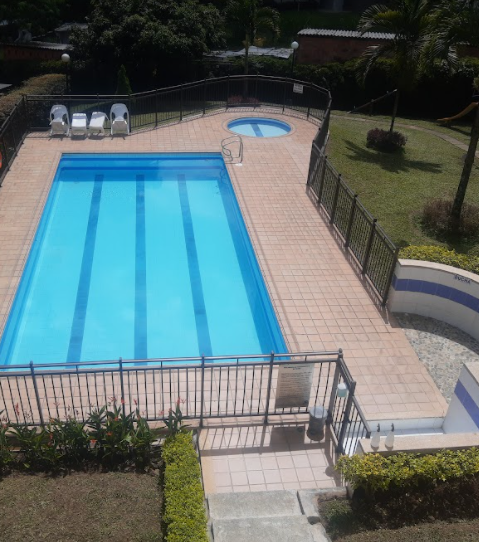 Miniatura: Hermoso Apartamento en Envigado La Abadía Totalmente Terminado