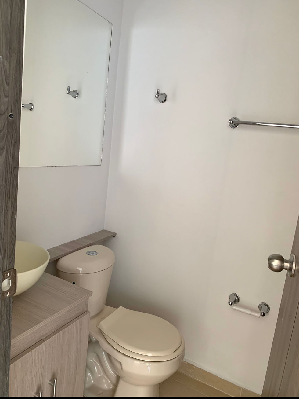 Miniatura: Hermoso Apartamento en Sabaneta-Las Lomitas Totalmente Terminado y en excelente