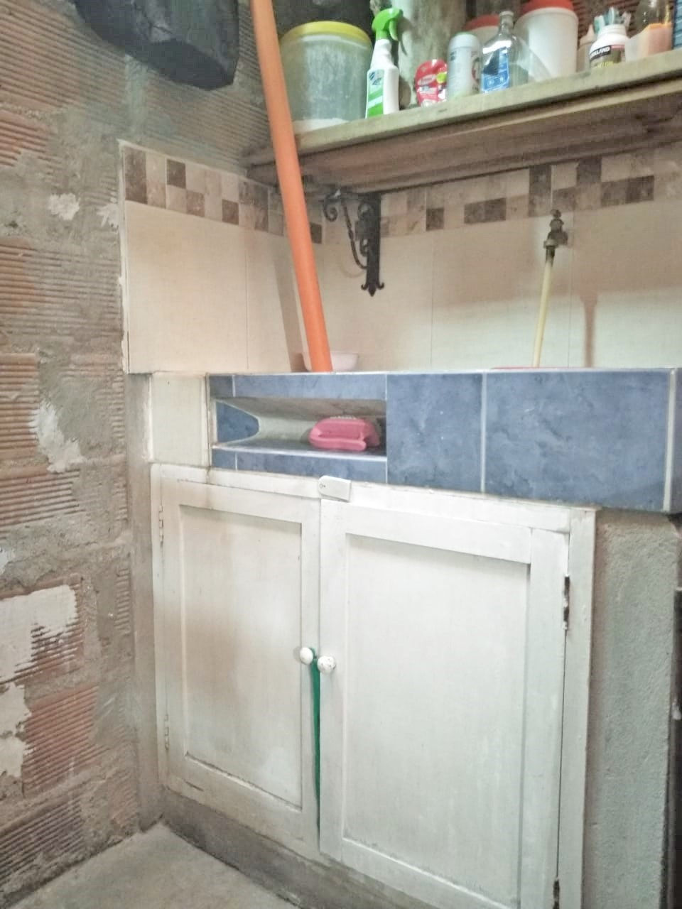 Miniatura: EXELENTE UBICASION CASA 2 DO PISO EN NIQUIA CON ANTE JARDIN