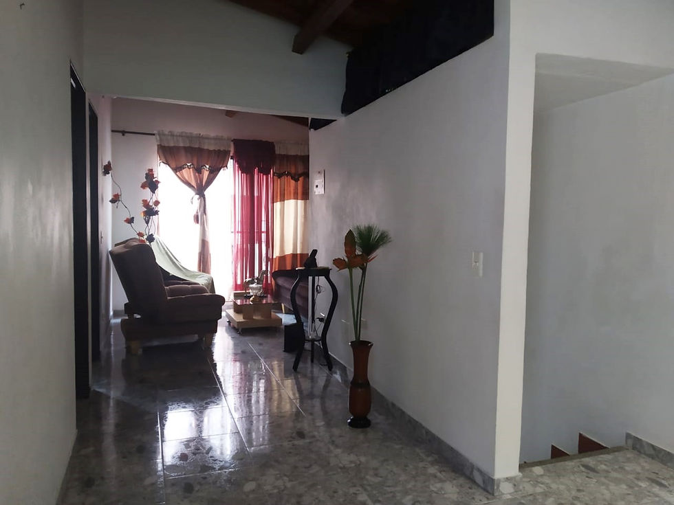 Miniatura: HERMOSA CASA EN LAS BRISAS