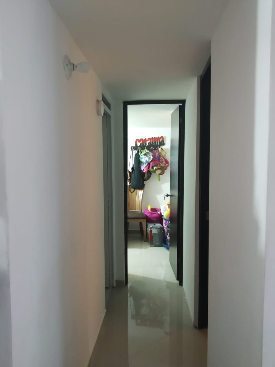 Miniatura: APARTAMENTO CON PARQUEADERO PARA MOTO