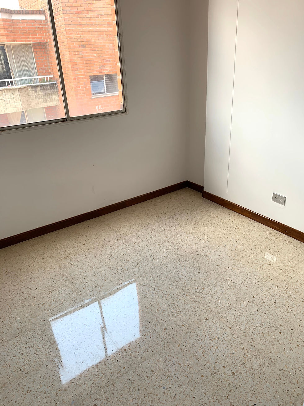 Miniatura: Se Vende Lindo apartamento en La América cerca a la Iglesia