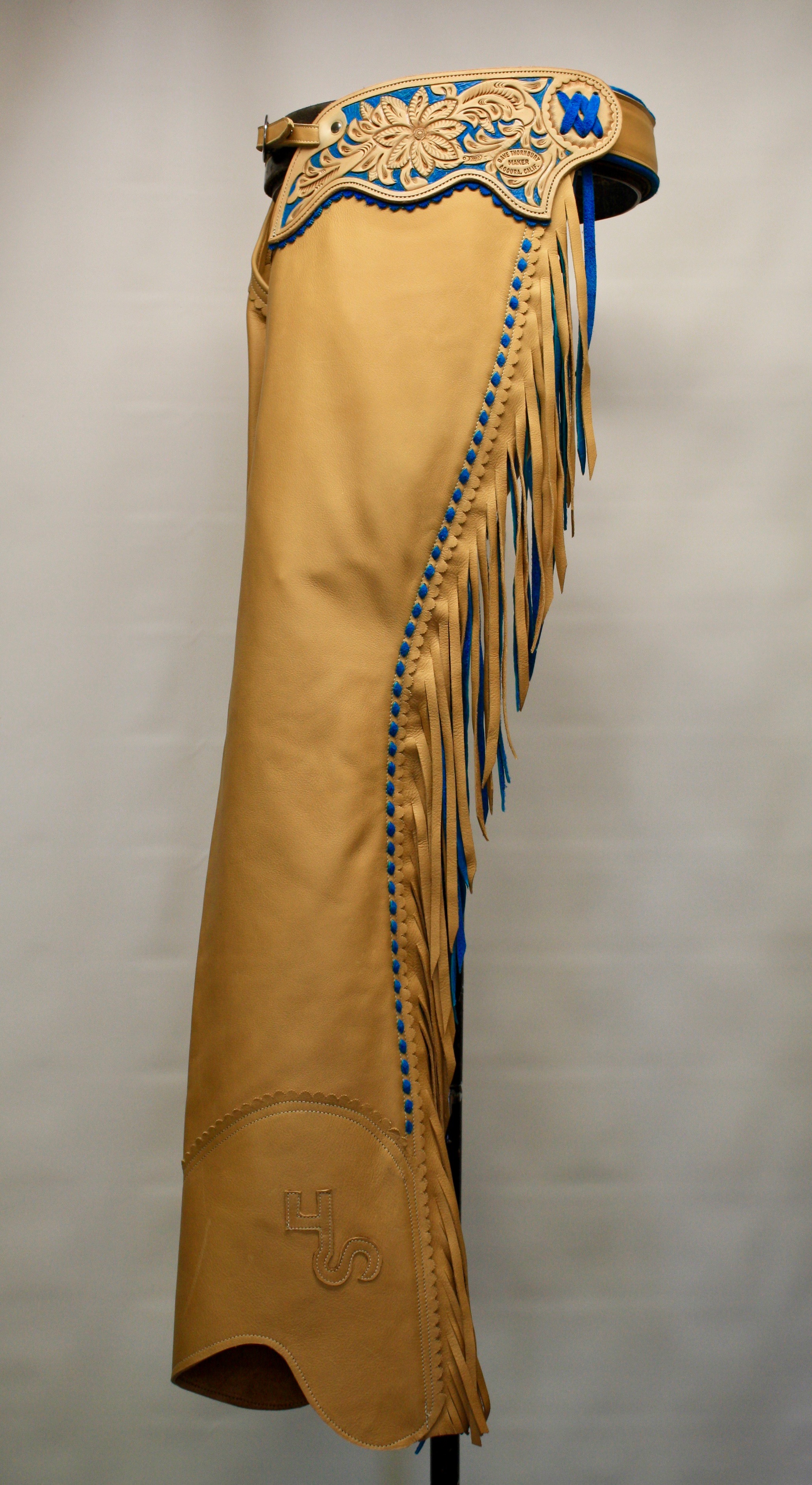 Champagne Working Western