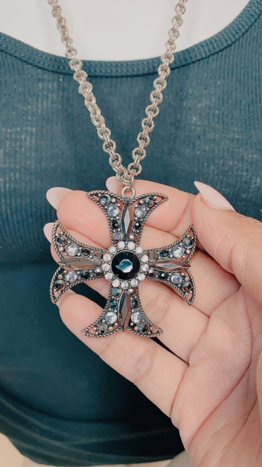 Thumbnail: Jeweled Chain Necklace